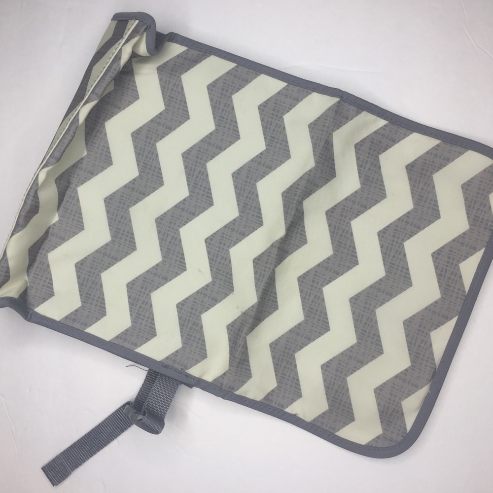 [A.D. Sutton & Sons] Chevron Pattern Bag. View 4